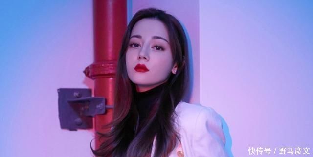 鹰钩鼻|脸部有这些“缺点”的女孩,都长得很像男生,幸好我只中了一个