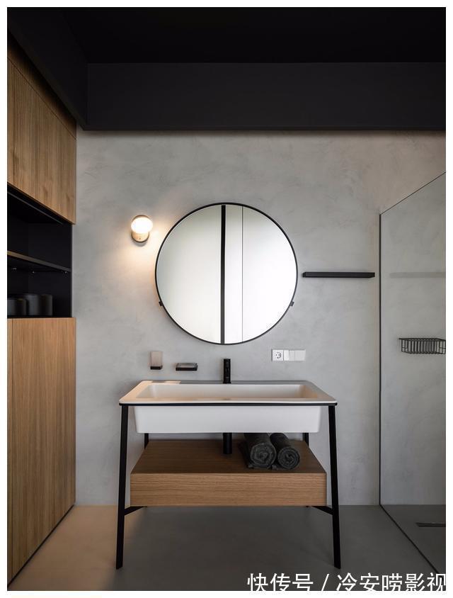 灰衣柜|250㎡,一家五口的梦幻游乐园,极简与色彩的完美碰撞!