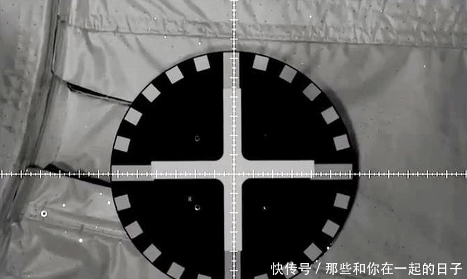 航天员 “太空快递”已送达!“天舟二号”与“天和核心舱”完成交会对接