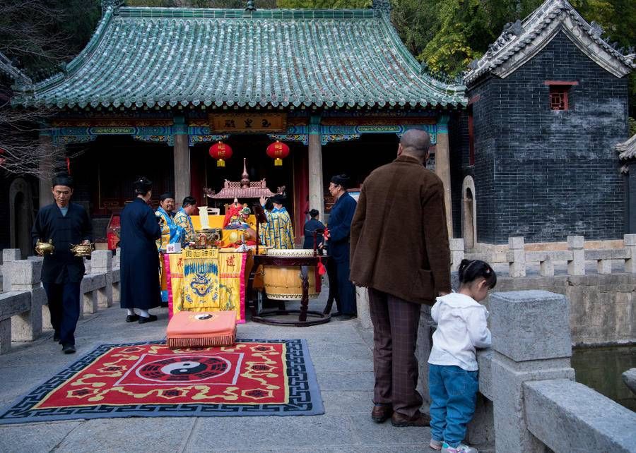 皇太后|济南最受皇帝青睐的道观，神殿祠皇太后，四次被皇帝赦封