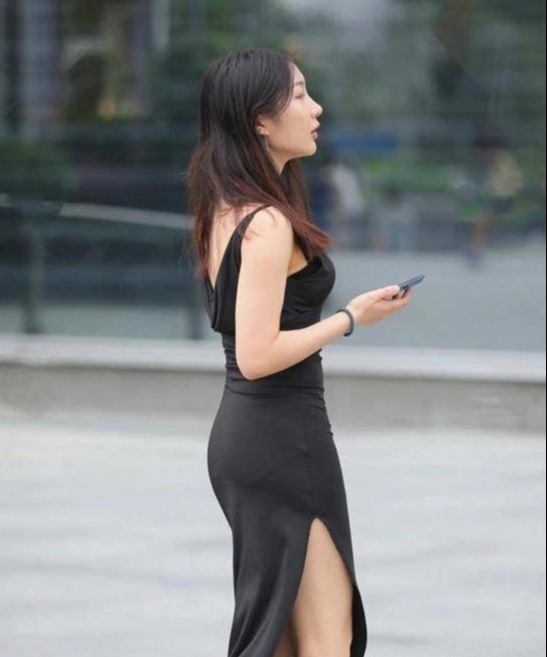 前卫时尚穿搭,性感中又不失高贵优雅,展现与众不同的美