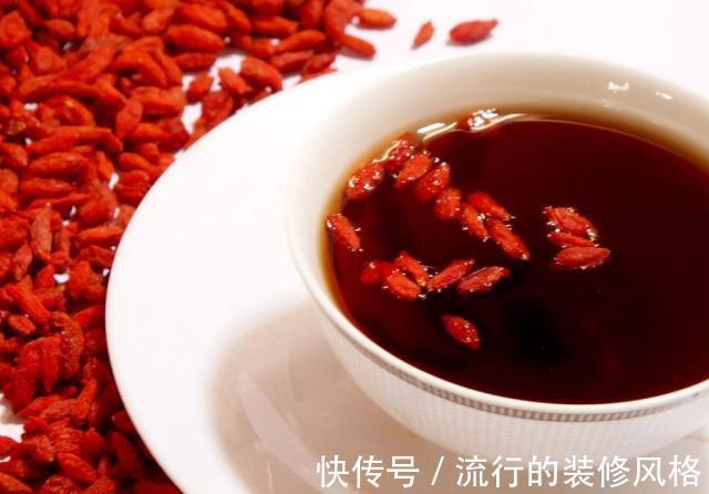 保温杯|常用枸杞泡水效果佳，需避开以下4大“禁忌”，早知早受益