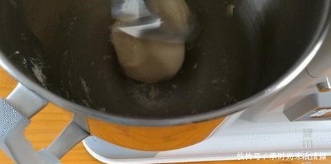 无法揉出手套膜来试试水合法揉面吧,超级轻松省力