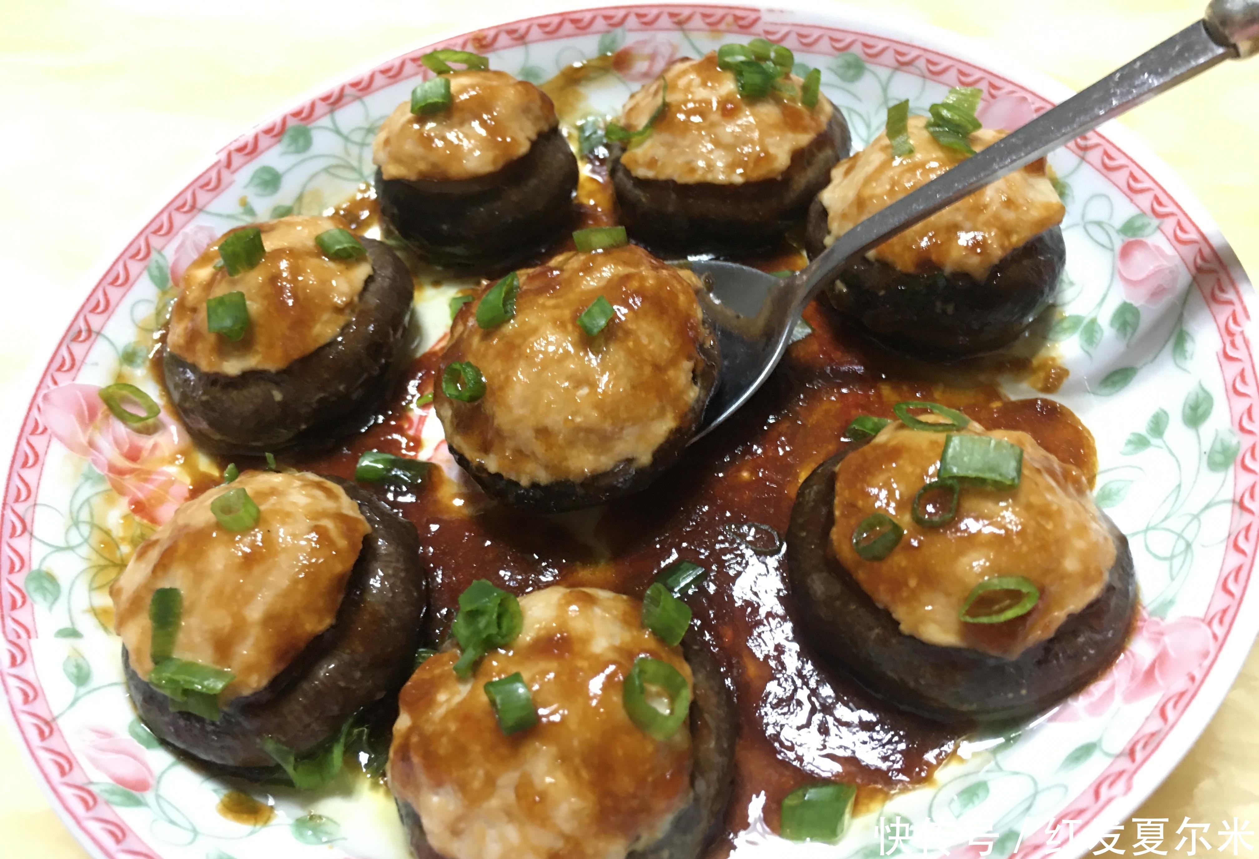 1勺|鸡胸肉花样吃法之香菇酿鸡胸肉,低脂低卡又有营养,一家人都爱吃