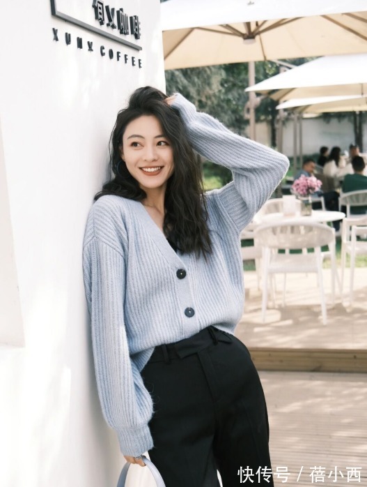 九分裤 微胖女生别乱穿裤子,小黑裤才最适合你,配毛衣、西装都很时髦