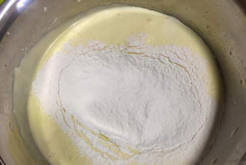 自制老式鸡蛋糕,不加一滴水,学会这个配方技巧,不用去蛋糕店了