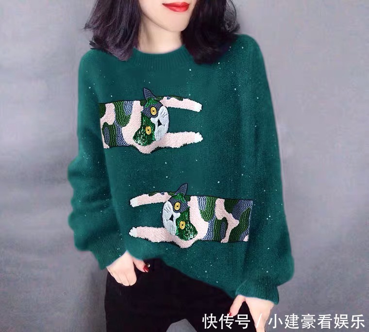 洋气|复古印花毛衣人人有,搭配出彩才洋气,分分钟美翻回头率