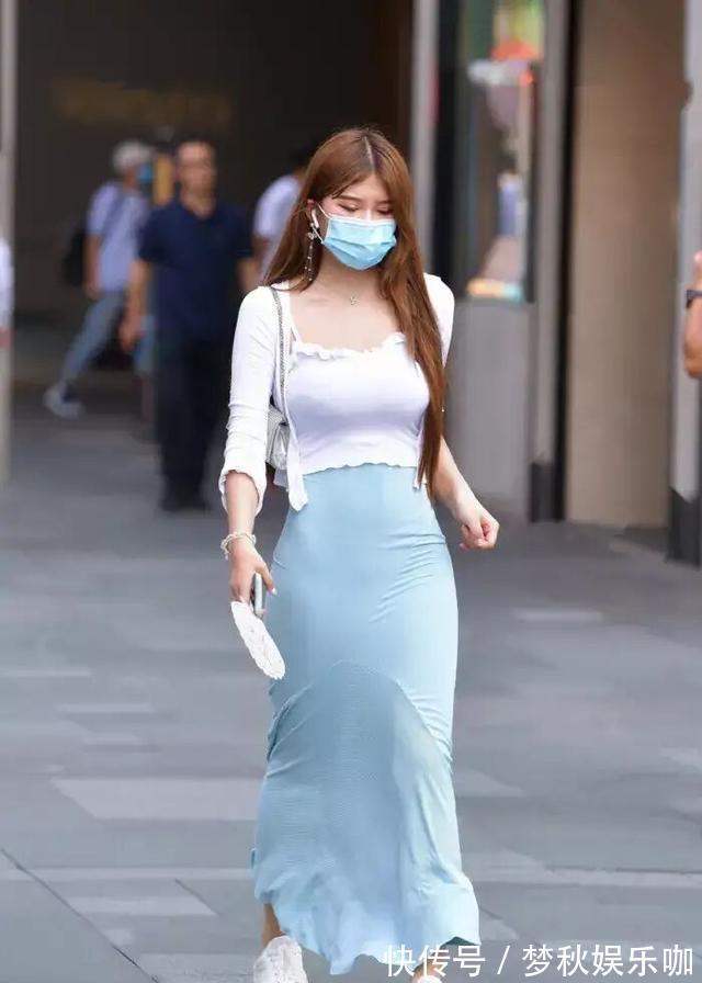 长度 时尚穿搭连衣裙,勇敢追求新鲜感受,给人惊喜