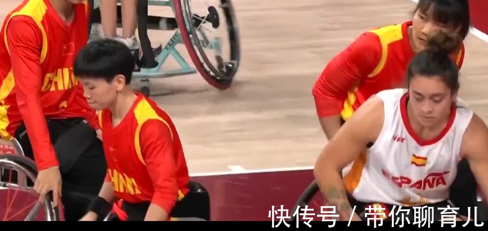 张雪梅|中国女篮狂胜西班牙,比赛没结束提前锁定结局,姑娘们手感滚烫