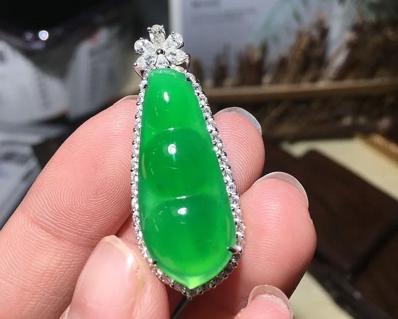 影响|翡翠的颜色怎么看?这才是影响价值的关键!