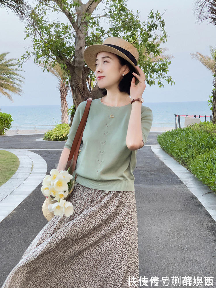 姜黄色 穿什么“短裙”太土了!瞧今秋流行“膝下裙”,20-50岁穿都好美