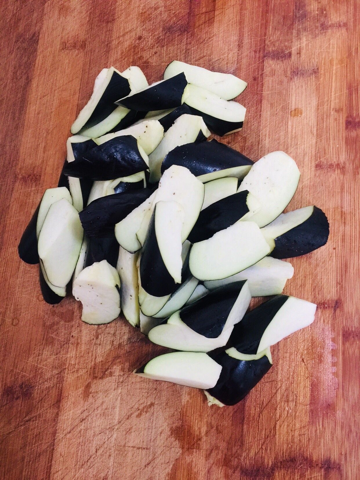 喜欢茄子别错过,家常美味红烧茄子,颜色诱人,好吃下饭