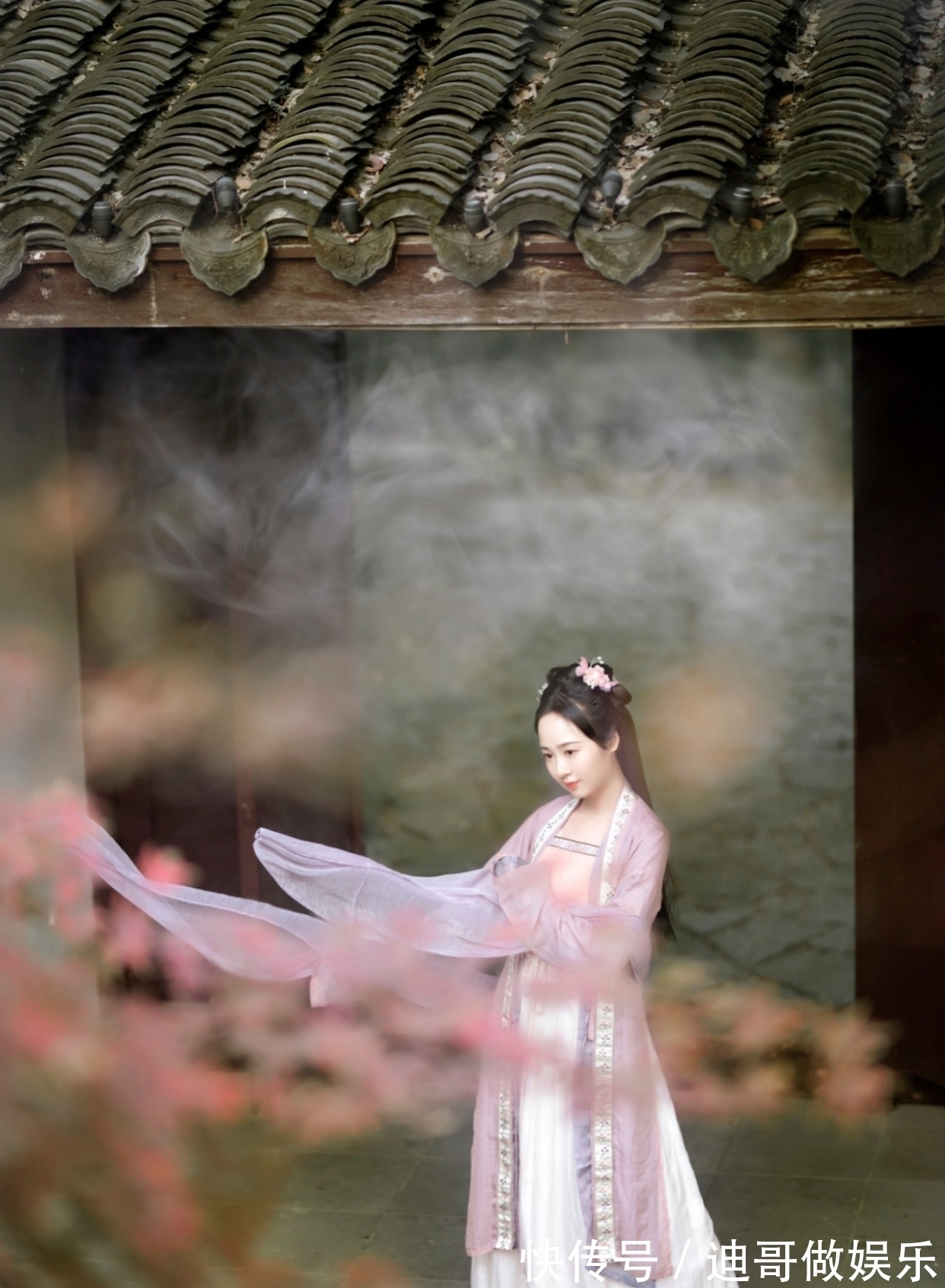 七律$诗·十首丨烈酒难消心上恨,江头怅望柳丝亭