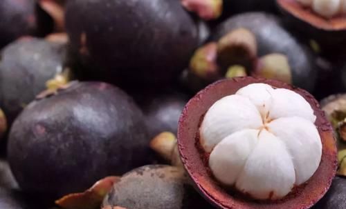 人到中年想长寿,推荐多吃三种食物,清热润肠,生津止渴!