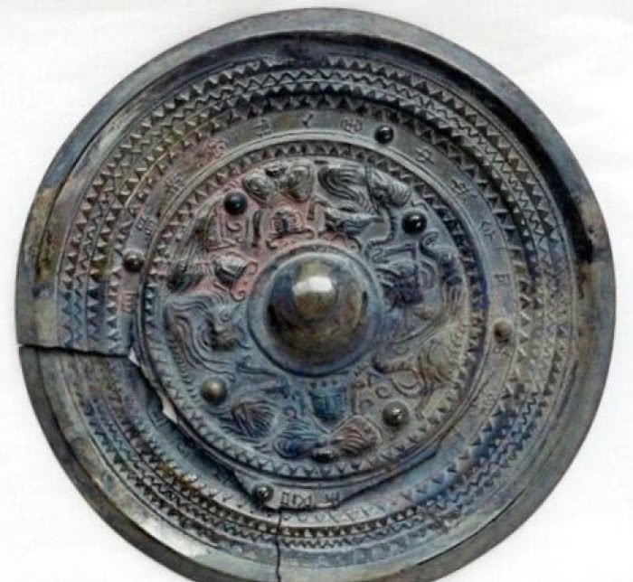 接触|日本神秘女皇卑弥呼,具有非凡的才能,臣民很难接触其本人