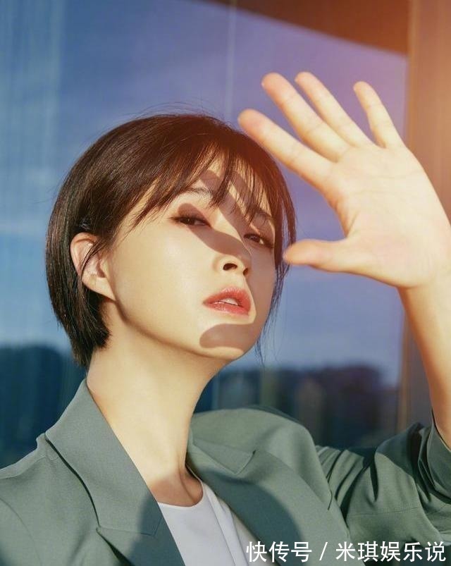 空气刘海 女人过了40岁就别再留“黑长直”,这5款发型,让你从阿姨变少女