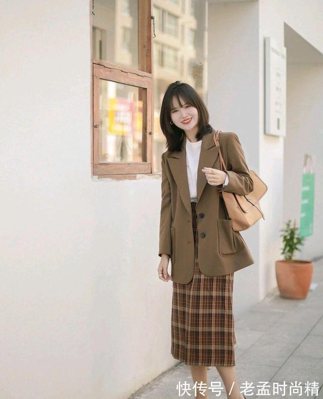 小个子 秋季穿搭需要一件合适的外套,只要穿对了,高级感满满