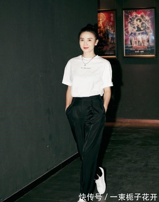 阔腿裤 今年流行的白T恤,配上这3款“清凉下装”,想不时髦显瘦都难