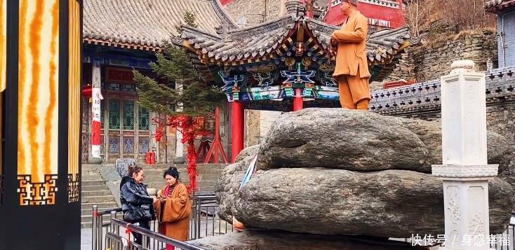 寺院|山西一座千年古寺，皇帝在此出家，和尚守着万斤重的奇珍异宝