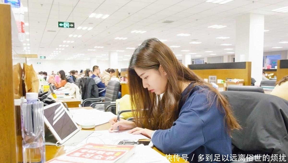 真相|清北学霸平时都看什么书?揭开背后真相,他们的书单竟惊人的相似