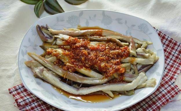 鲜嫩|做蒸茄子,直接上锅蒸就错了,多加这1步,茄子不发黑更鲜嫩