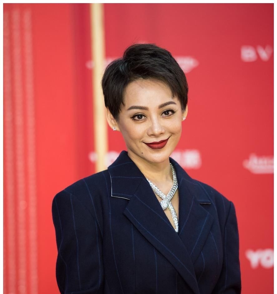 寧靜退團(tuán)真相?無情扯下節(jié)目組的遮羞布,本尊:讓她們自由地飛翔