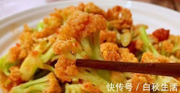 营养健康|女性步入更年期,衰老皱纹眼袋少不了,多吃以下食物效果好