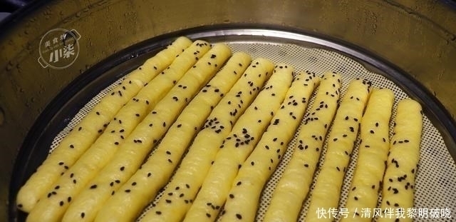 自从学会玉米面这样做，孩子隔三差五要着吃，柔软香甜，太香了