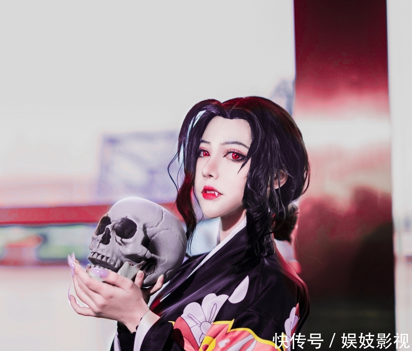 来到鬼灭世界成为最强柱