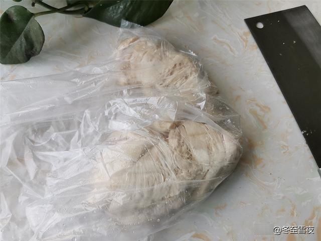 家宴|鸡肉超好吃的做法,不炸也不炖,元旦家宴做一盘,保证受欢迎