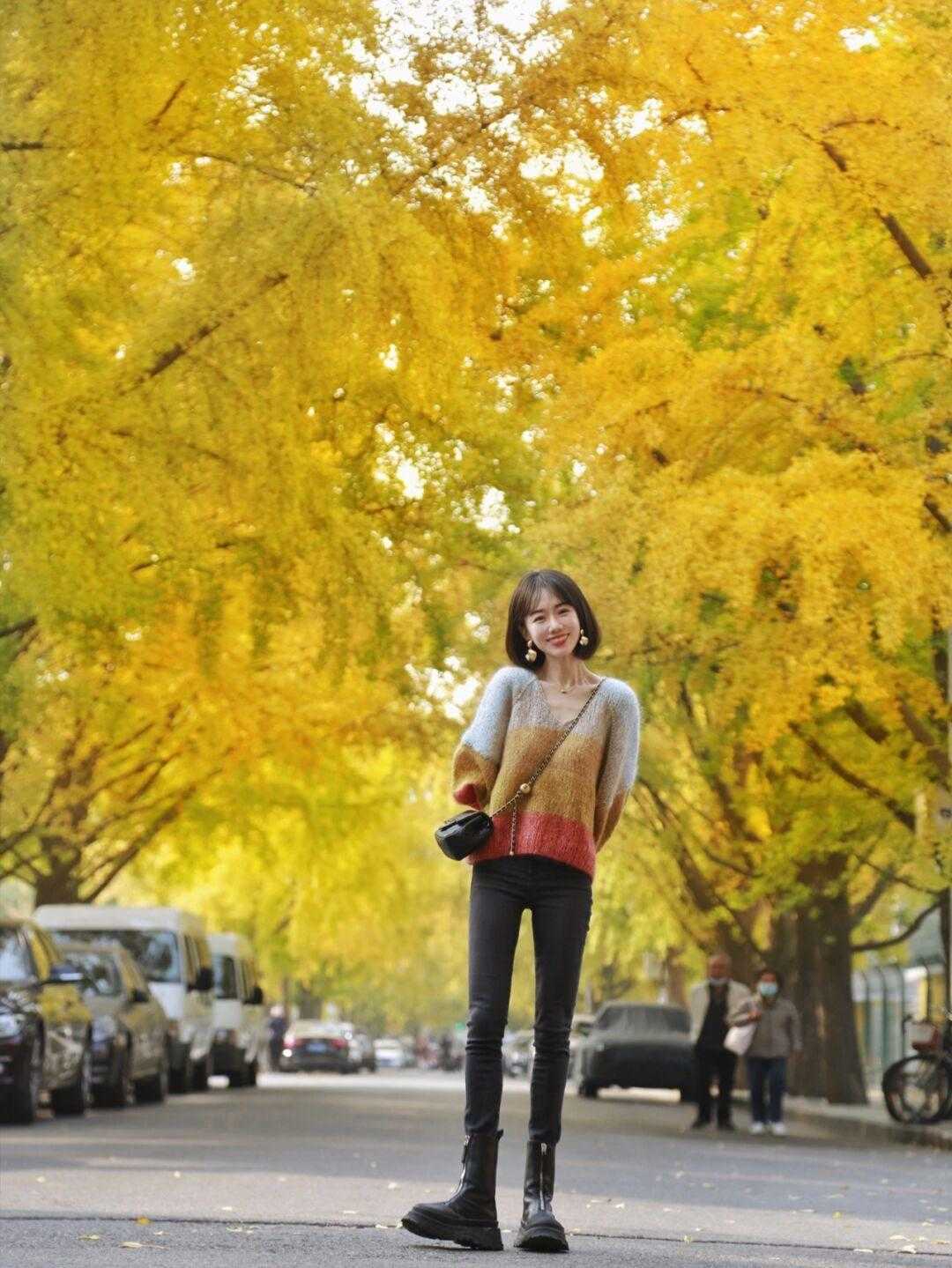 肌肤 一件毛衣的时髦感,无论如何穿,都体现了最美气质,冬天这么穿更好看