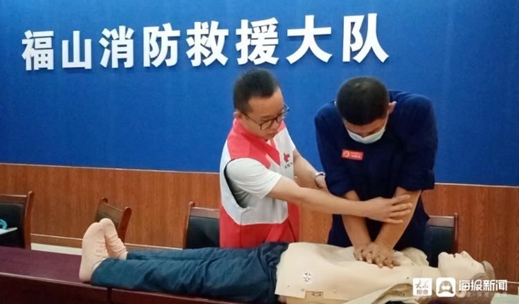 骨科|鲁东医院致敬城市守护者 医媒携手送健康