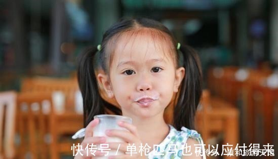 父母|中国式“糊弄”早餐悄然兴起,既没营养还伤身,父母别再坑孩子了