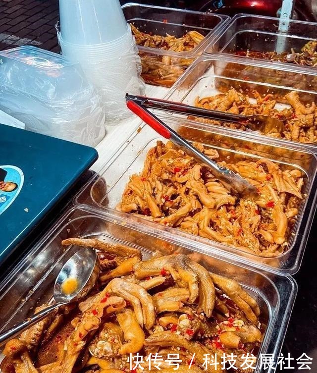 从头吃到尾的平西夜市,没有人能饿着出来!