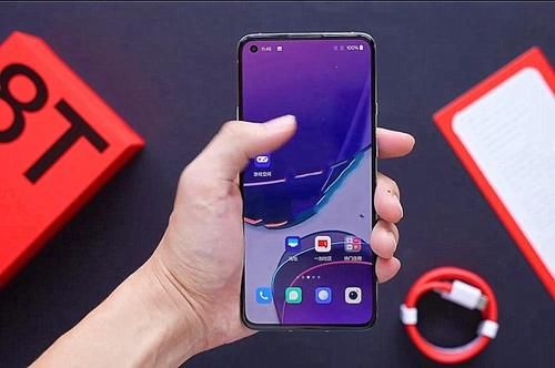 一加|一加8T对比华为mate40,价格便宜1600元,配置却更好