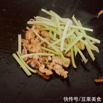 六月鲜|#一勺葱伴侣，成就招牌美味#酱香鱿鱼