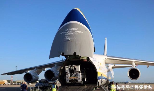 巨无霸 最大的飞机重量达2500吨!惹人惊呼:不愧是巨无霸