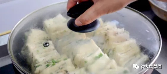 【美食窗】自从学会花卷的懒人做法,自行发面,我家隔天就做2大锅,真香