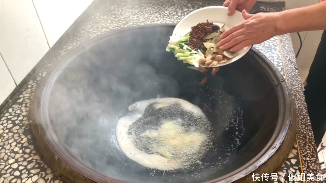 鱼肉|天冷了,少吃鸡鸭鱼肉多吃它,比牛羊肉滋补,再贵也要吃,太香了