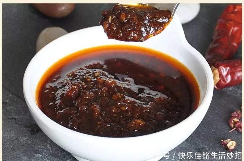  南洋|从沙爹到沙茶从南洋到潮汕这样好吃的酱加一勺就够了