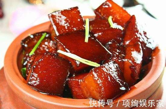 老少皆宜|红烧肉别焯水!很多人不懂,难怪肉感柴硬,教你一招,爽嫩肉香