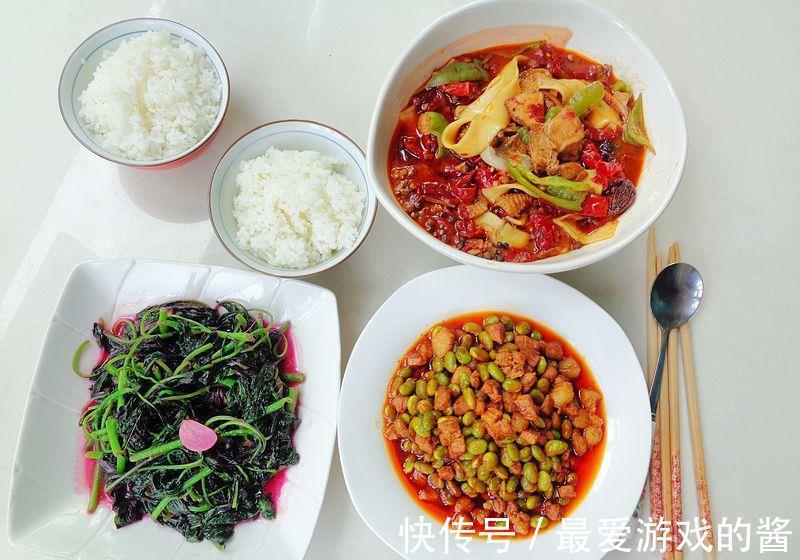 我家周末三餐，宽粉鸡配炒肉，9种搭配，网友：吃得太好了