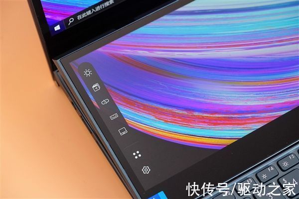 扇叶|华硕顶级灵耀X双屏Pro图赏：双4K、酷睿i9＋RTX3080