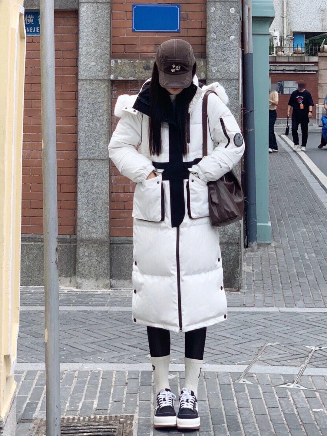 学院风|冬天怎么能少得了一身黑的穿搭呢?保暖不说还很时尚!