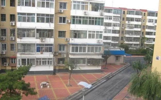 贬值|未来5年,楼梯房真的会比电梯房更值钱吗分析之后就清楚了