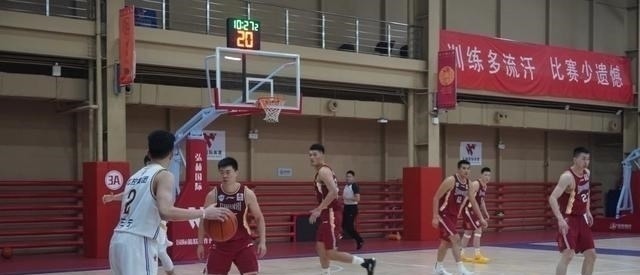 CB马布里遭遇三连败!CBA顶薪先生受伤 新星成最大亮点