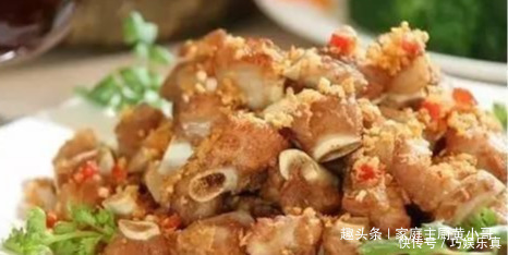 年夜饭“排骨”又出新吃法,外酥里嫩,咬一口满嘴香,待客特有面