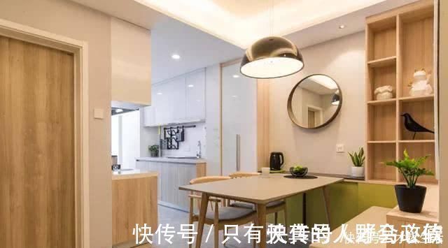 老公|老公坚持装4米长电视柜,沙发墙“加厚”35公分完工都夸他机智