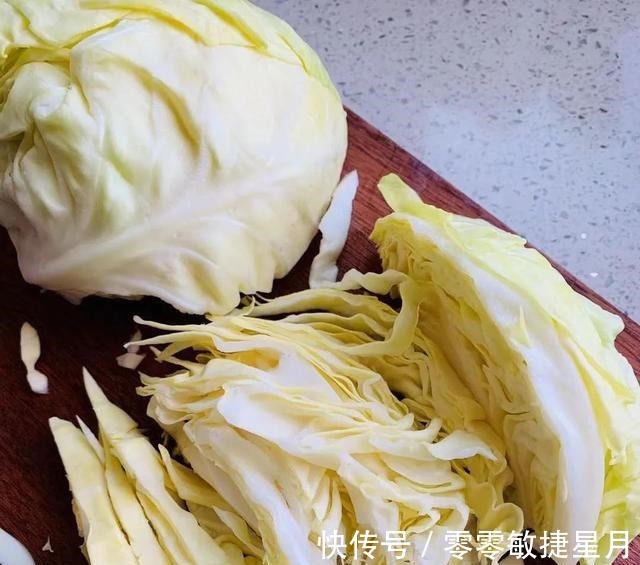 梅花肉|梅花肉蒸饺，一口一个停不了！