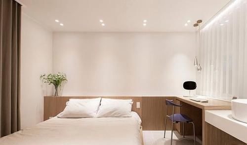 衣帽间|主卫改衣帽间压根不稀奇了,洗漱台挪到床边加隔断,这才叫头次见